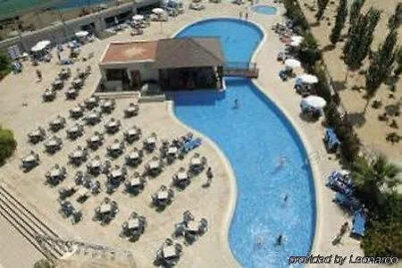 סאלו Ohtels Vila Romana